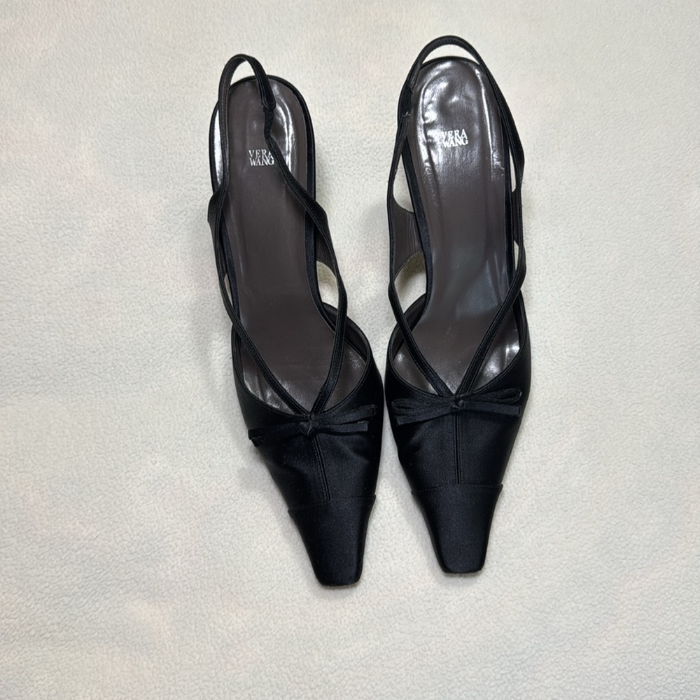 Vera Wang Black Elegant Slingback Heels